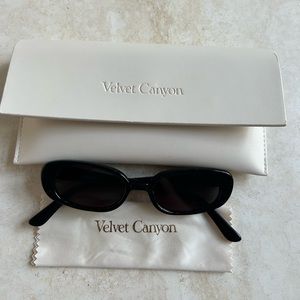 Velvet Canyon Velvetines Sunglasses in Black